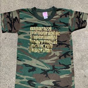 E.vil T-shirt - Camo color, size M